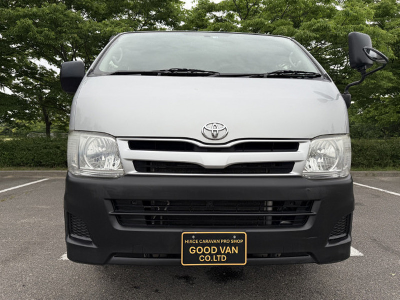 HIACE VAN-4