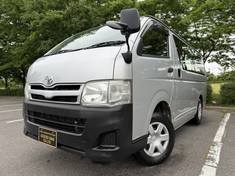 HIACE VAN-2