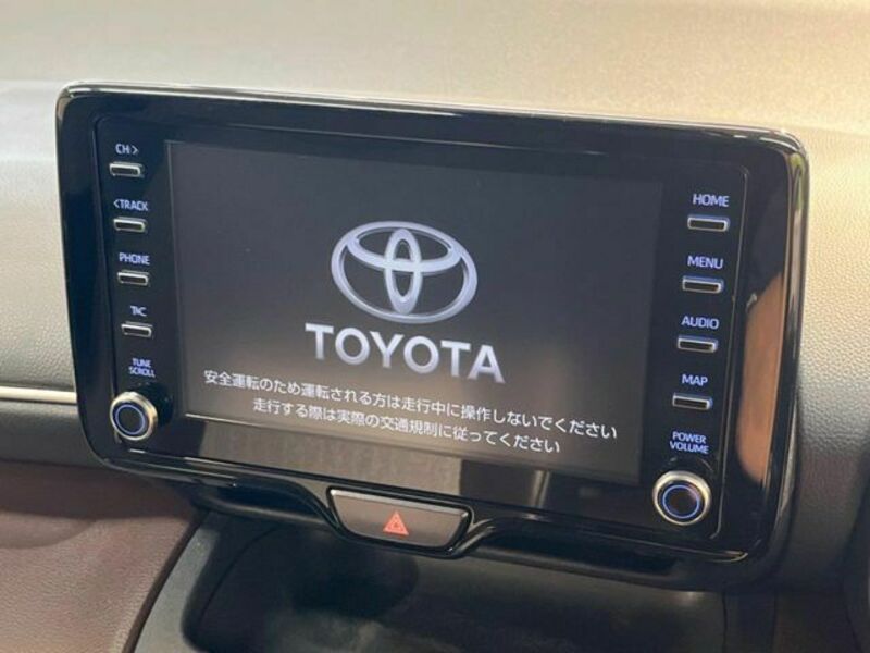 YARIS CROSS