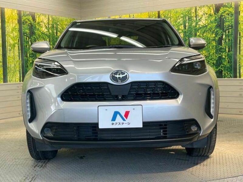 YARIS CROSS