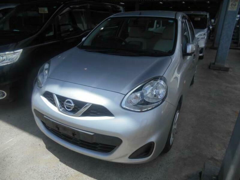 NISSAN　MARCH