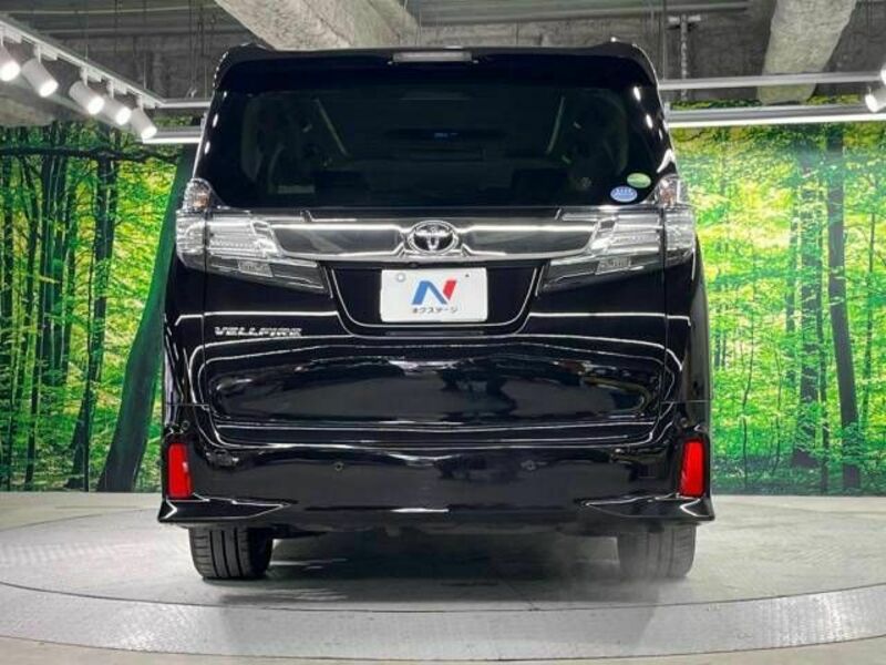 VELLFIRE-16
