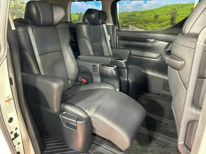 VELLFIRE-8