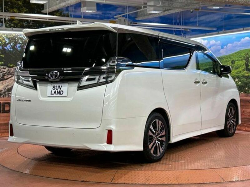 VELLFIRE-17