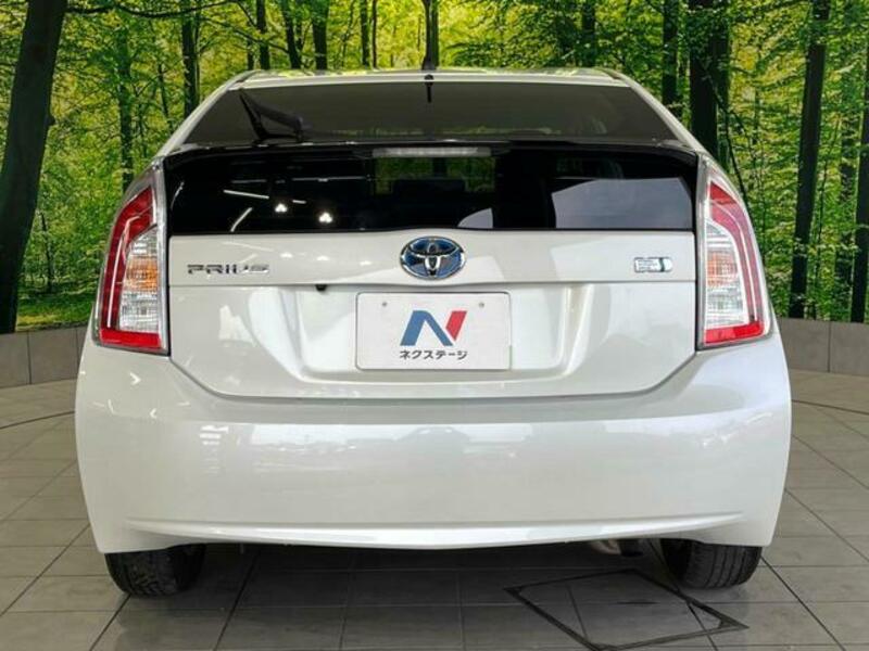 PRIUS-14