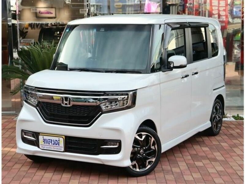 HONDA N BOX CUSTOM