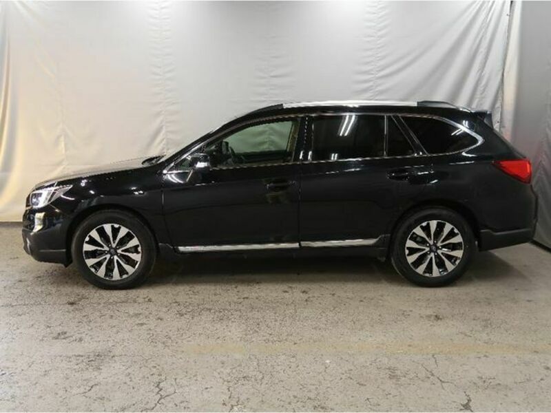LEGACY OUTBACK-13
