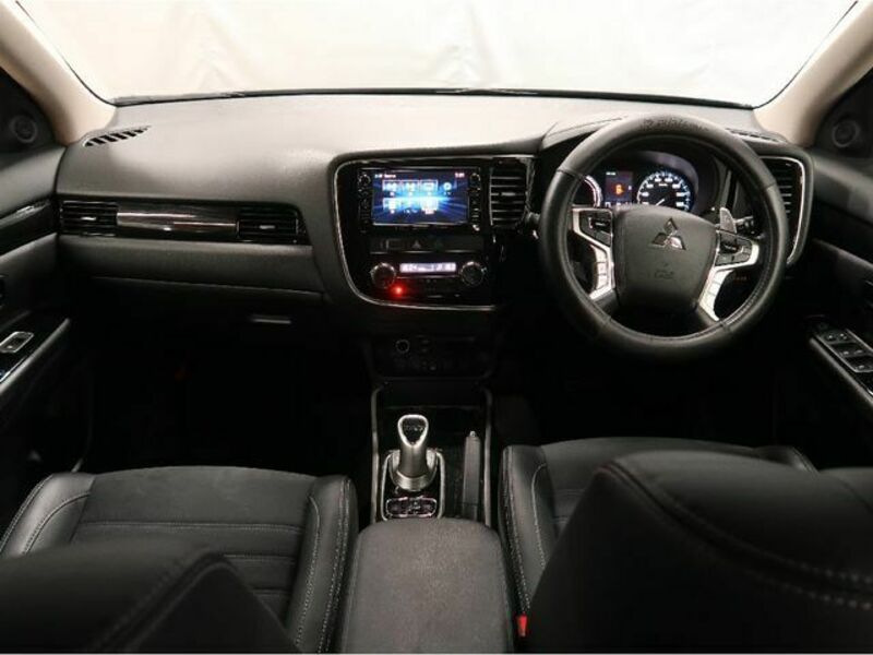 OUTLANDER PHEV
