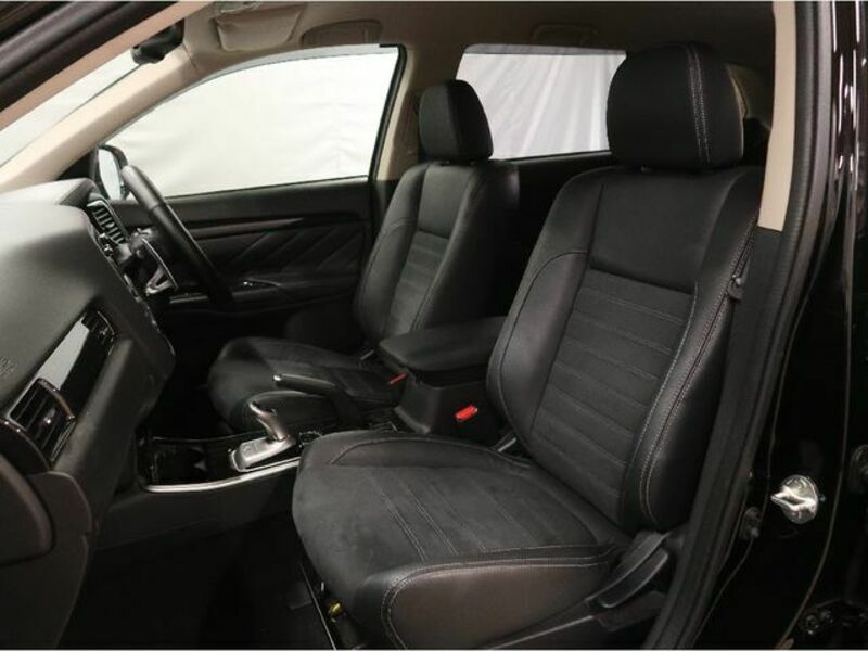 OUTLANDER PHEV