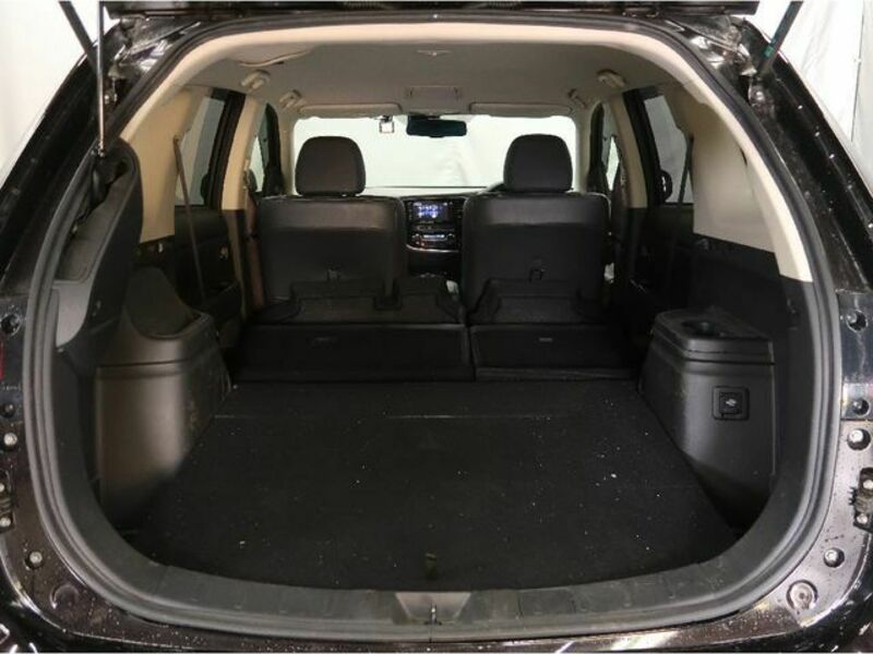 OUTLANDER PHEV