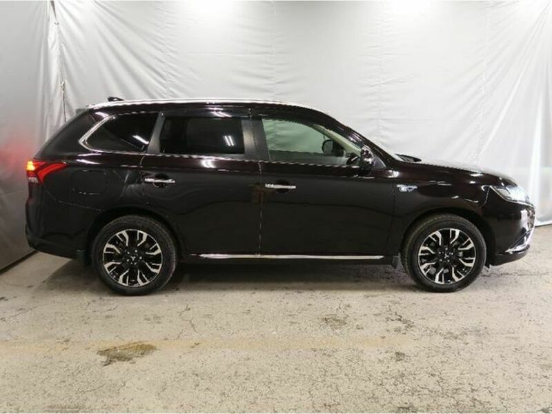 OUTLANDER PHEV