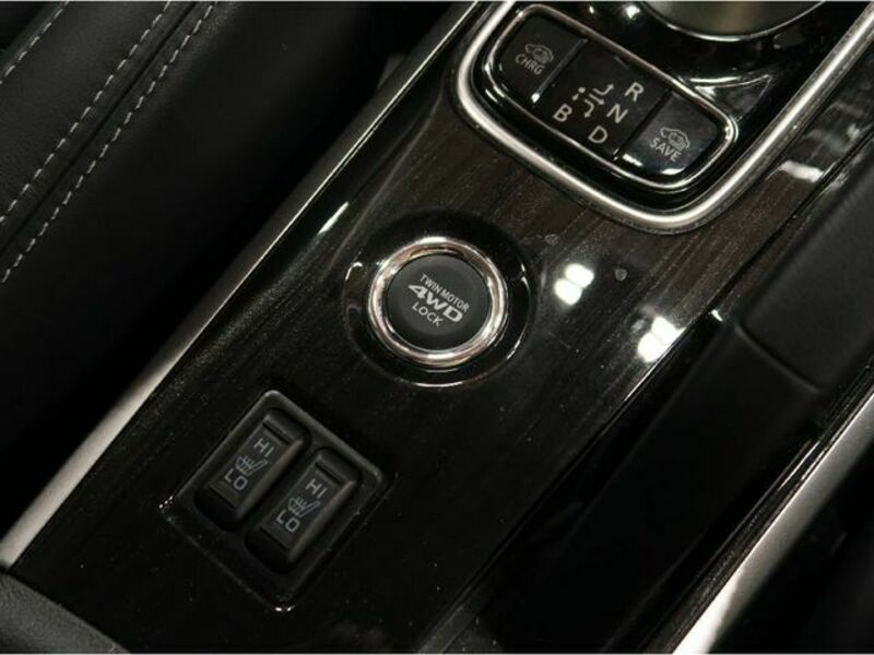 OUTLANDER PHEV