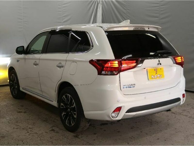 OUTLANDER PHEV