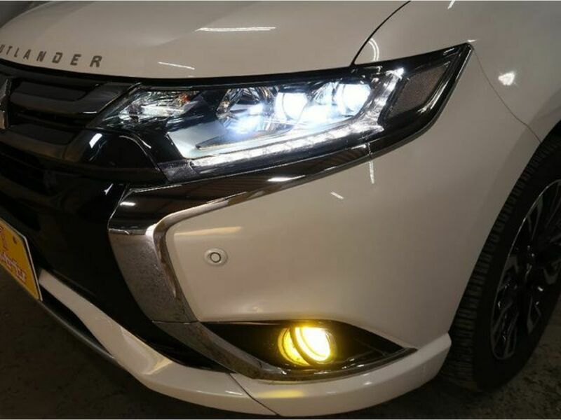 OUTLANDER PHEV