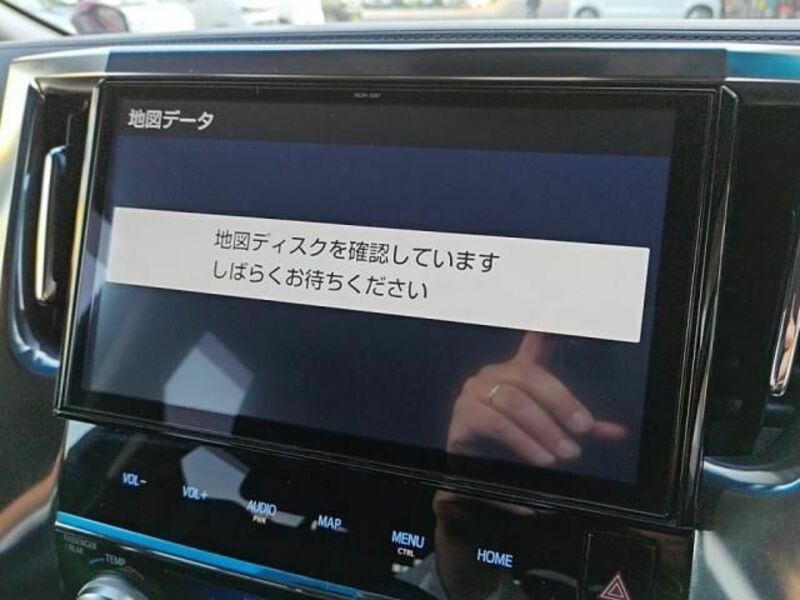 VELLFIRE-12