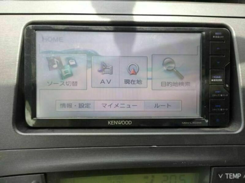 PRIUS-21