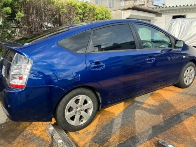 PRIUS-2