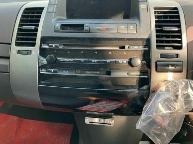 PRIUS-12