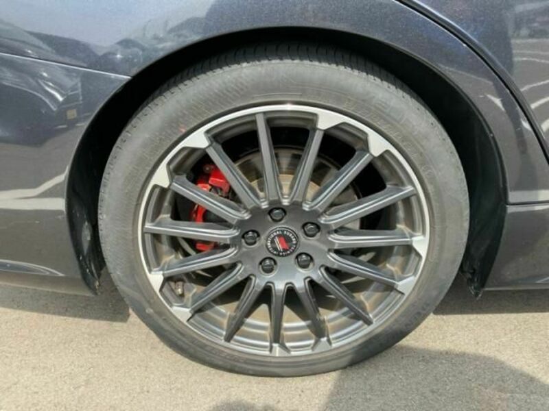 LEVORG-6