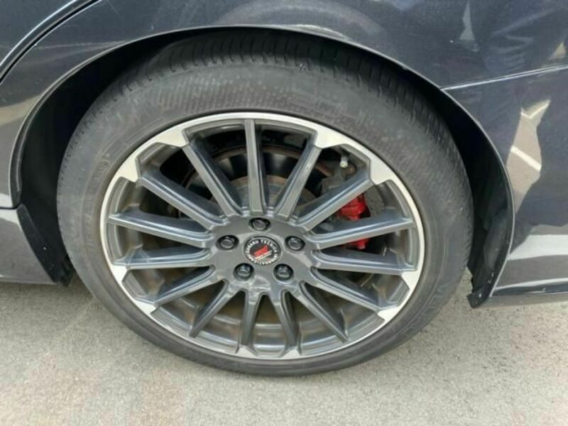 LEVORG-12