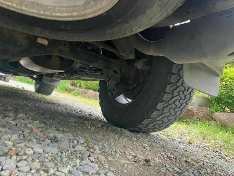 LAND CRUISER PRADO-12