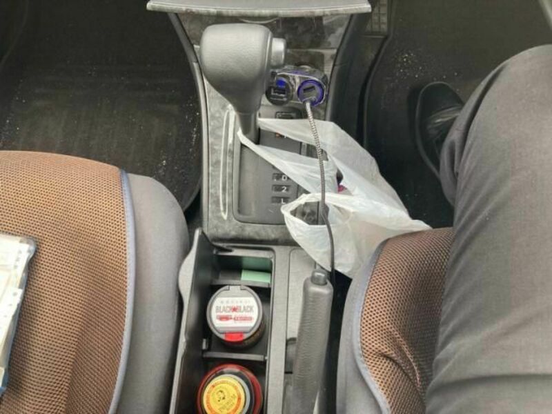 COROLLA FIELDER