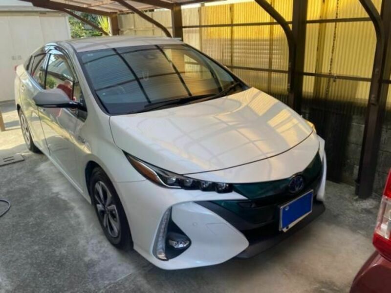 TOYOTA PRIUS PHV