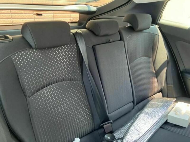 PRIUS-14