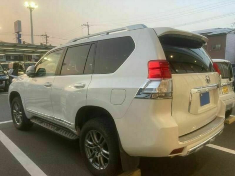 LAND CRUISER PRADO