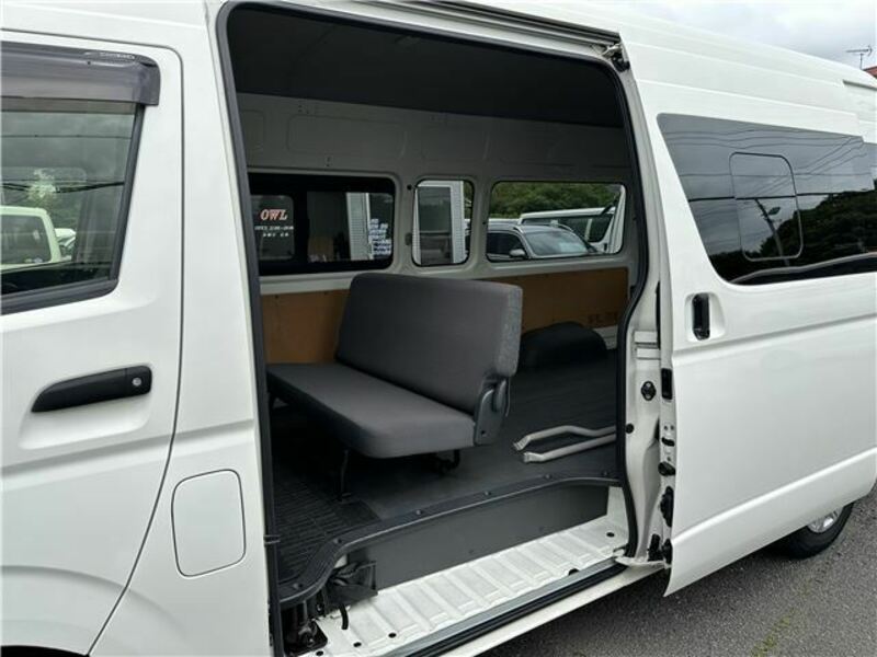 HIACE VAN-24