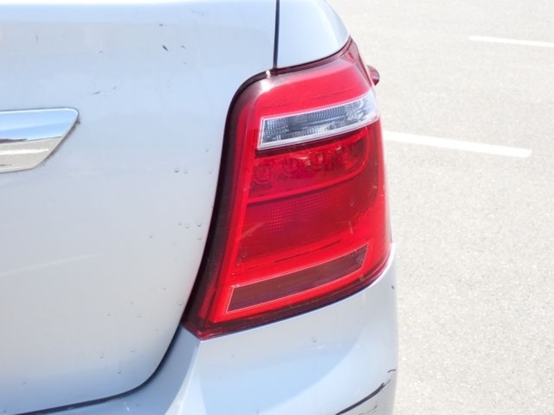 COROLLA AXIO