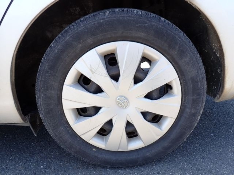 COROLLA AXIO