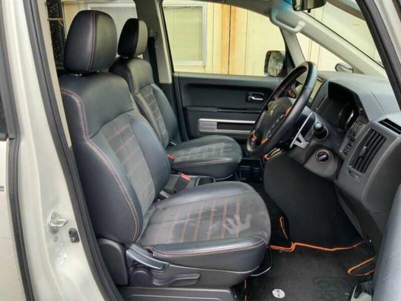 DELICA D5