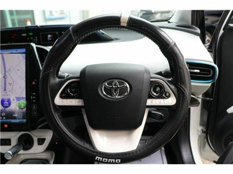 PRIUS PHV-13