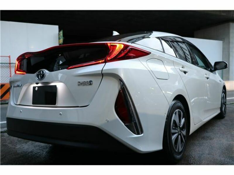 PRIUS PHV-14