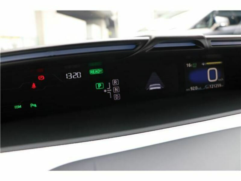 PRIUS PHV-35