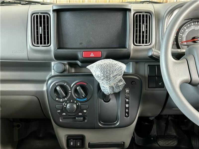 CLIPPER VAN