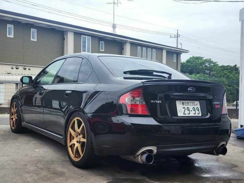 LEGACY B4