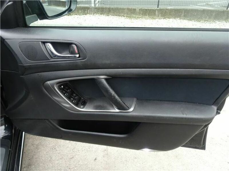 LEGACY B4