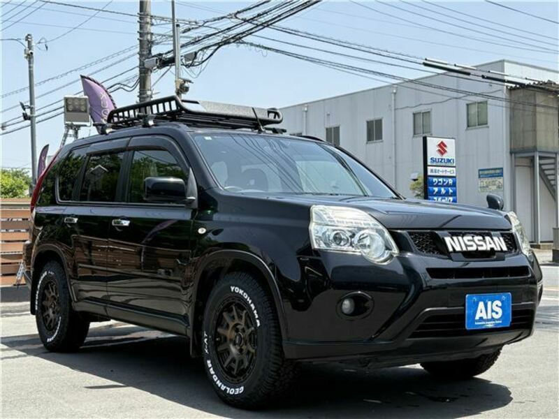 X-TRAIL-0