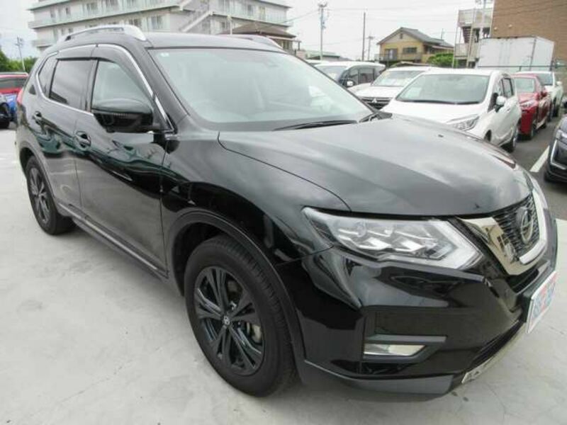 X-TRAIL