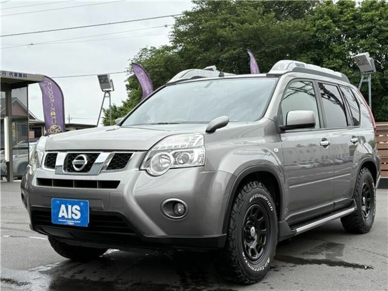 X-TRAIL