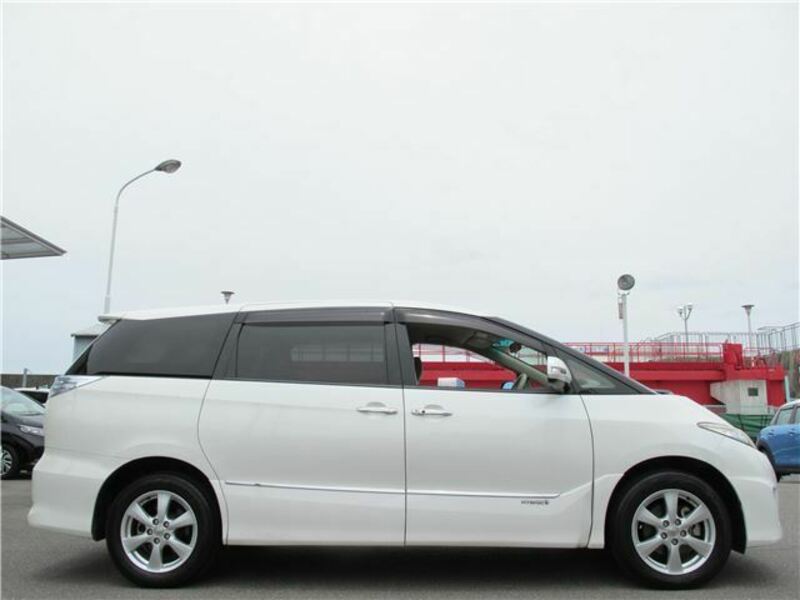 ESTIMA HYBRID
