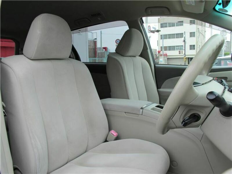 ESTIMA HYBRID