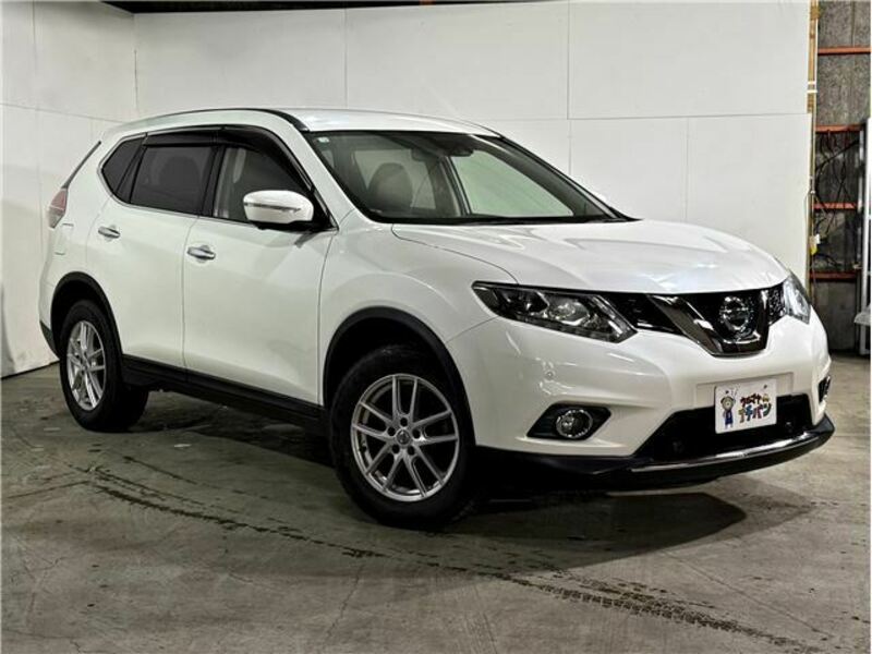 X-TRAIL