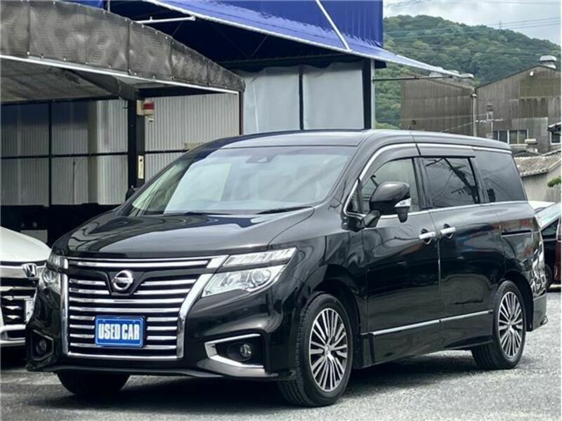 NISSAN　ELGRAND