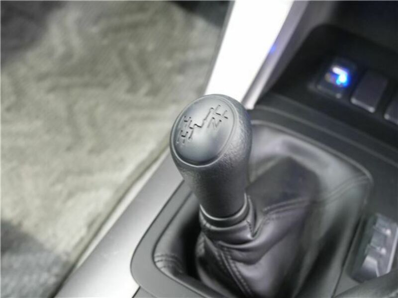 LAND CRUISER PRADO-24
