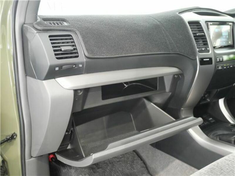LAND CRUISER PRADO-30