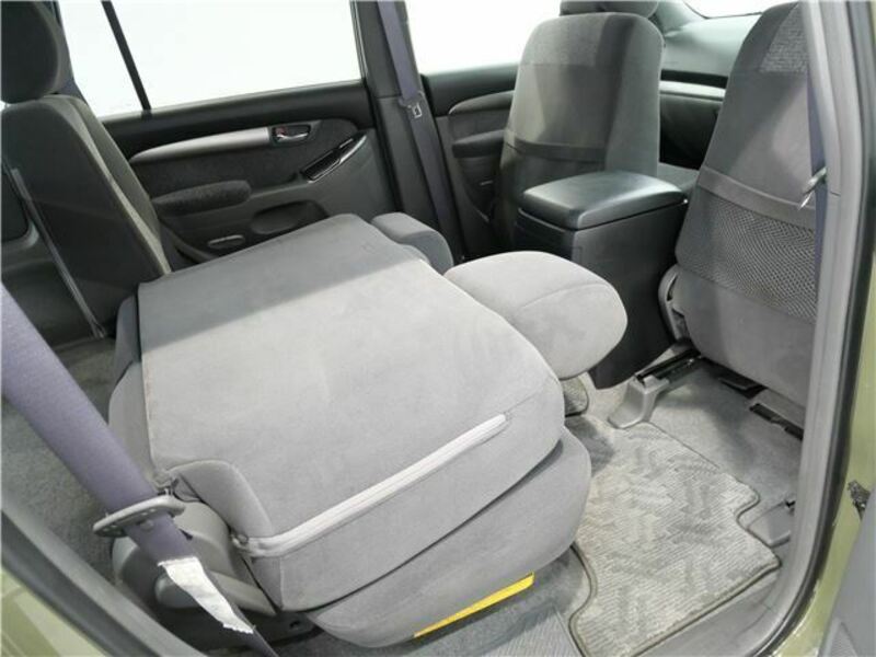 LAND CRUISER PRADO-34