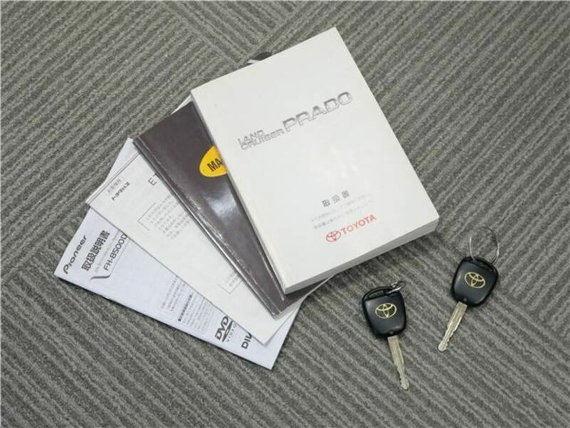 LAND CRUISER PRADO-37